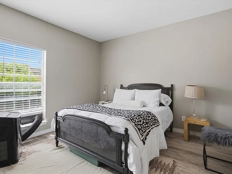 4345 Bellaire Dr S #235S — Photo 14