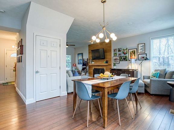 5th image of 5446 E Heathwood Dr SE