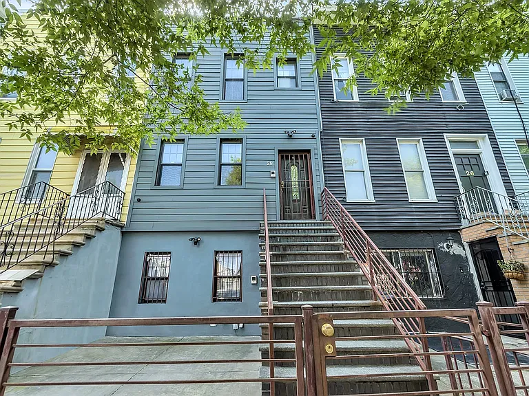 28 Roosevelt Pl #2 — Photo 13