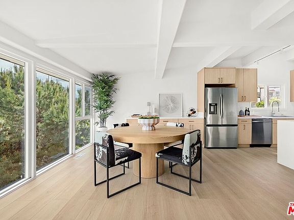 5th image of 2540 Hyler Ave