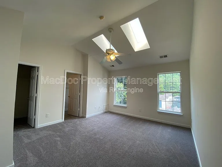 2709 Church View Ln — Photo 18