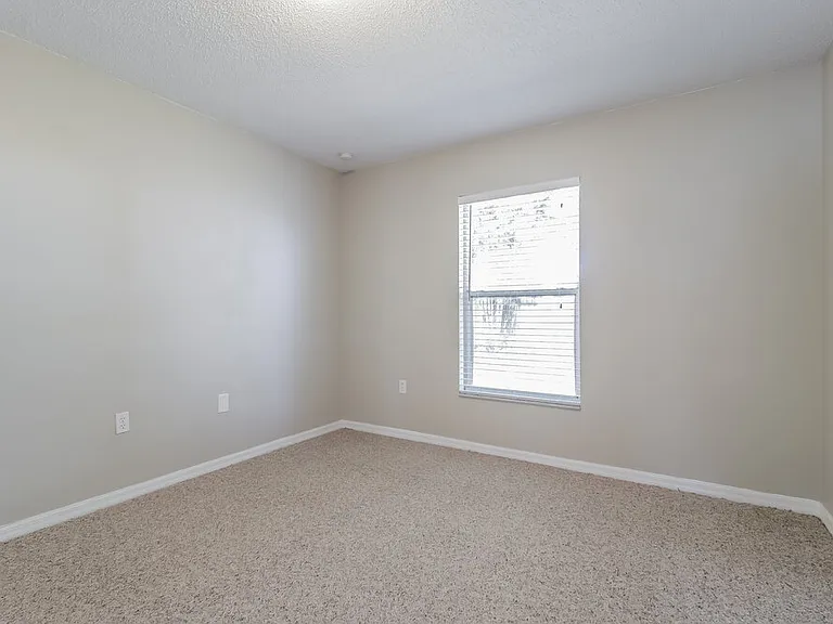 4313 Iveyglen Ave — Photo 13