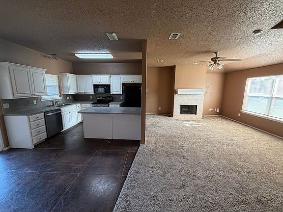 3rd image of 516 N Dover Ave