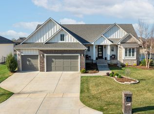 2554 N Paradise Ct, Wichita, KS 67205
