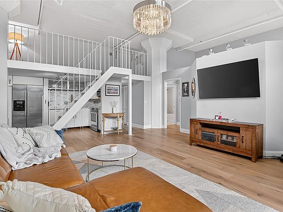 2nd image of 5850 Centre Ave APT 202