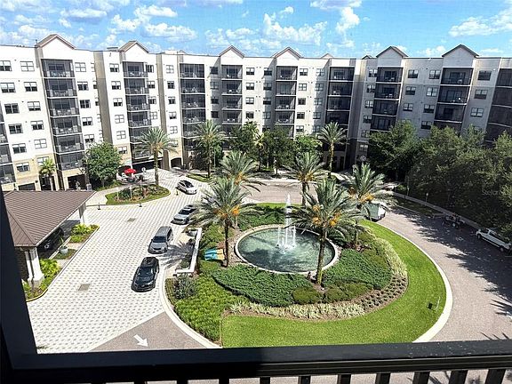 4th image of 14501 GROVE RESORT AVENUE #2703