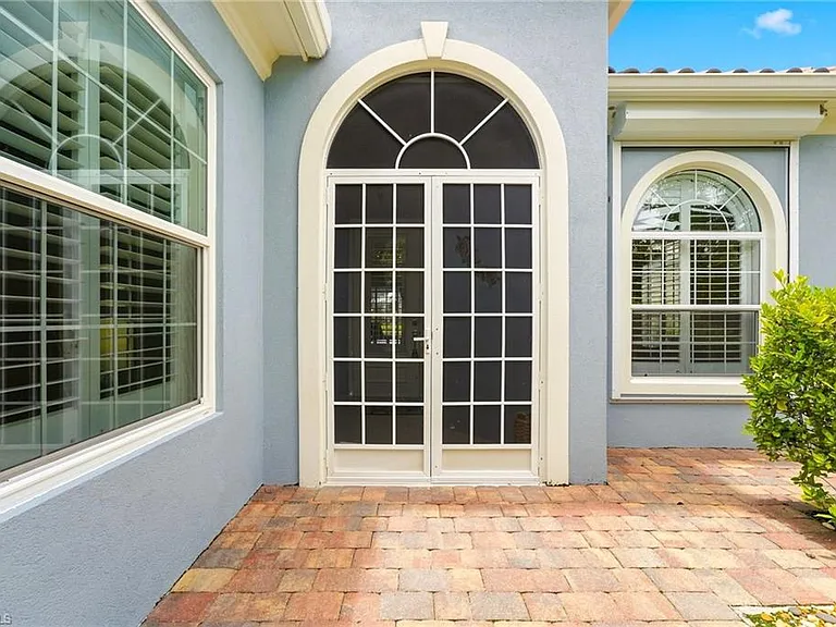 8543 Alessandria Ct — Photo 3