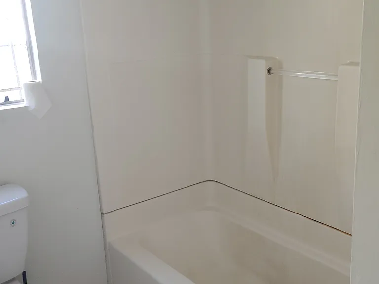 2567 Tweedy Blvd #C — Photo 10
