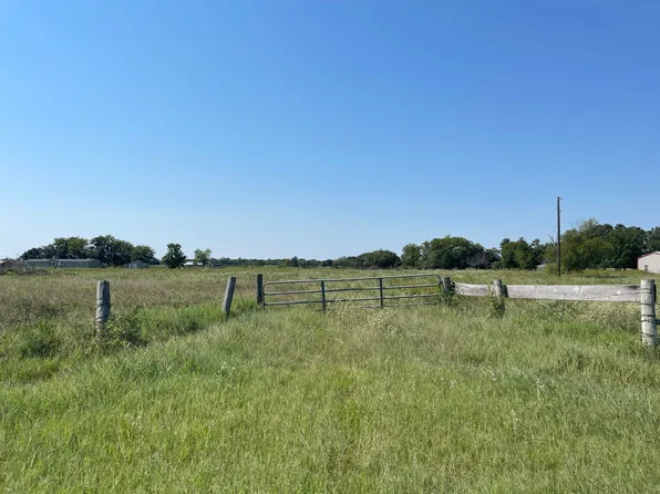 9003 SE County Road 2175, Corsicana, TX 75109