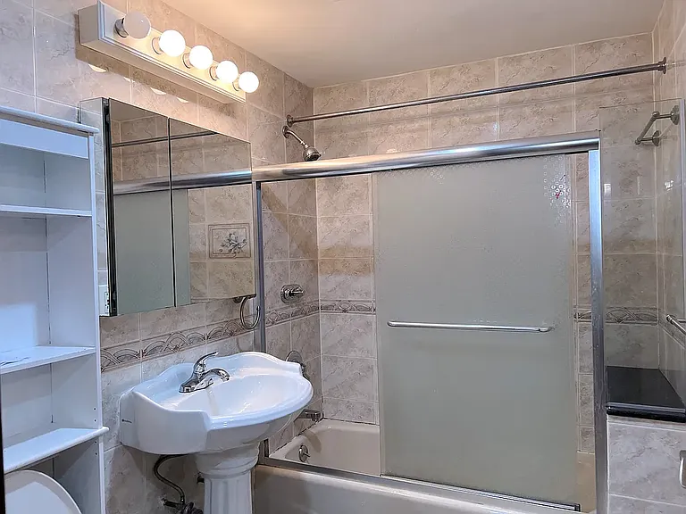 148 Madison St #3D — Photo 8