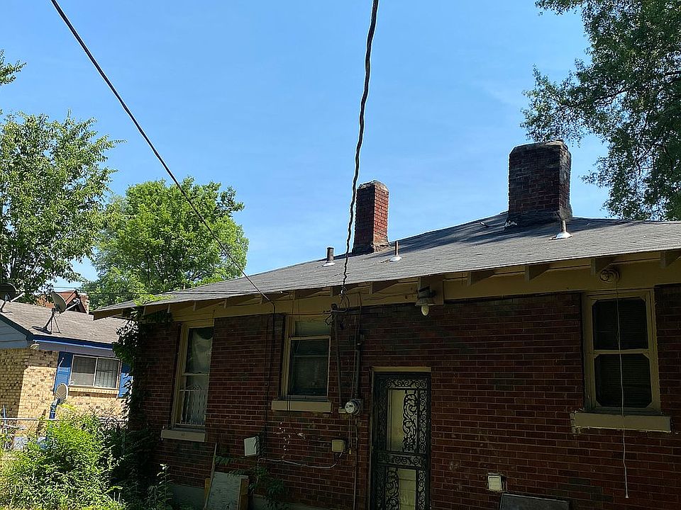 1st image of 572 E Davant Ave