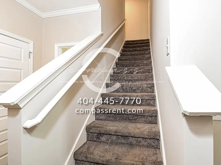 109 Squarewood Ln — Photo 11