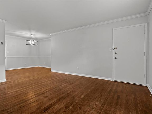 5th image of 4282 Roswell Rd NE APT B1