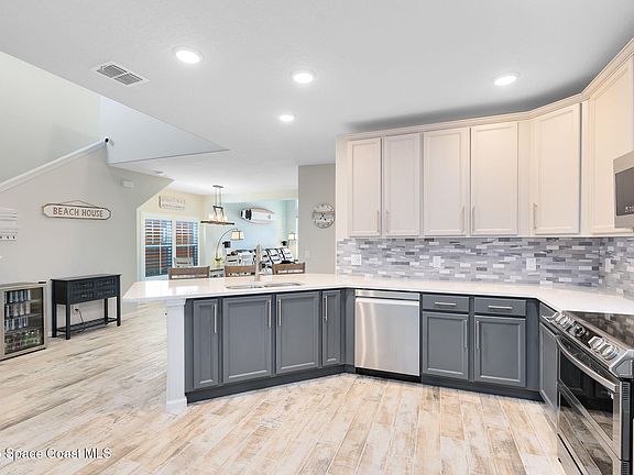 4th image of 89 Montecito Dr
