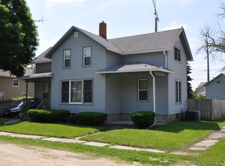 11127 Station St, Garden Prairie, IL 61038