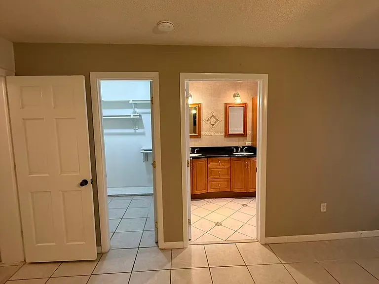 10020 SW 83rd St — Photo 28