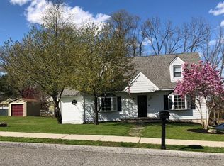 3 Hidden View Dr, Walden, NY 12586