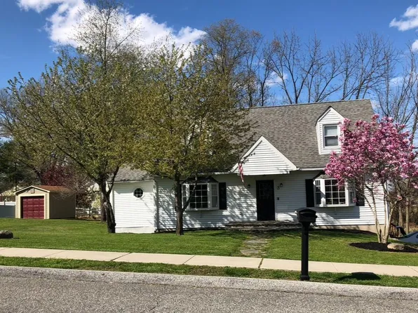 3 Hidden View Drive, Walden, NY 12586