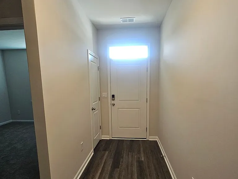 143 Honey Jar Way — Photo 2