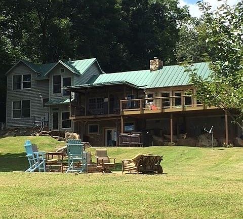 2nd image of 255 Thirsty Dog Ln
