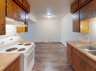 1027 N 12th St APT 23, Bismarck, ND 58501