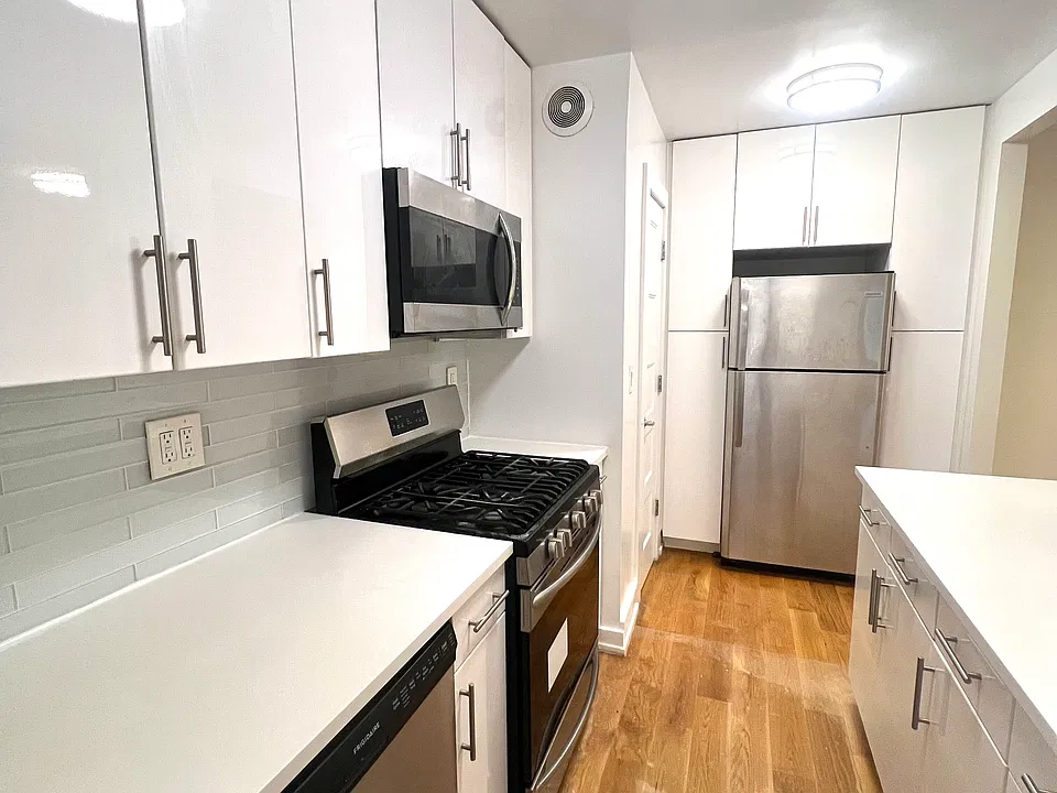 142-20 Franklin Ave #5I
