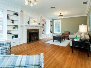 1601 W 22nd St, Minneapolis, MN 55405