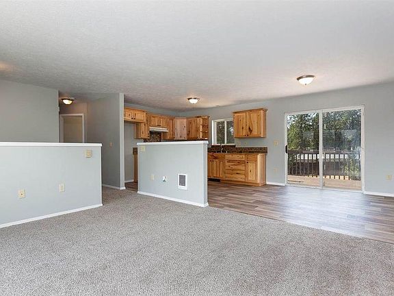 Living and dining area