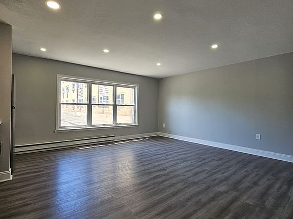 2nd image of 324 S Center St #B14