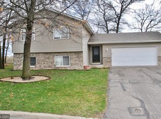 1714 Summit Pl, Sauk Rapids, MN 56379