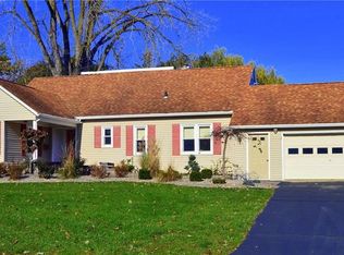 9 Pebble Hill Rd N, Syracuse, NY 13214