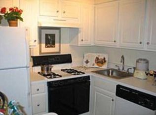 1300 Worcester Rd APT P206, Framingham, MA 01702