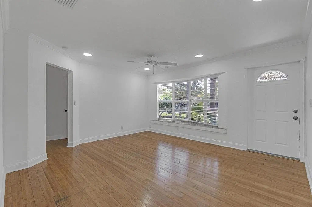 1820 NW 33rd St, 0 — Photo 3