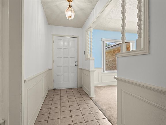 4th image of 5234 91st St