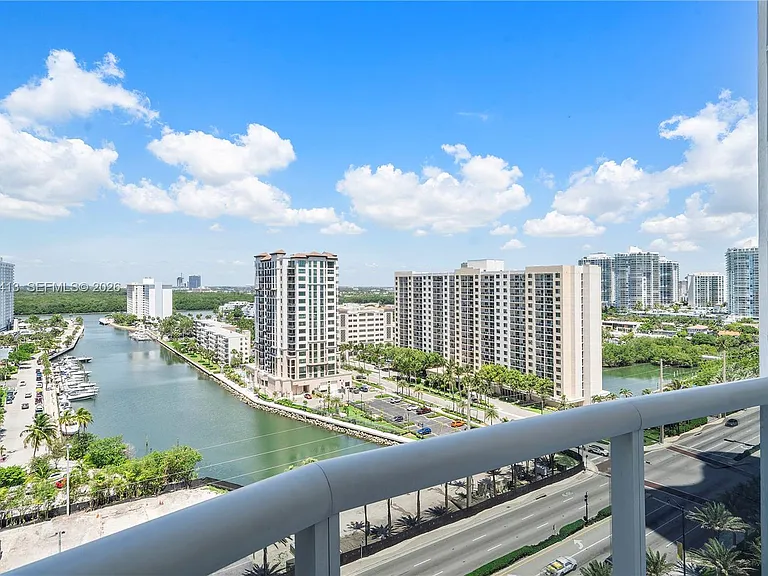 15811 Collins Ave #1205-fl 331 — Photo 38