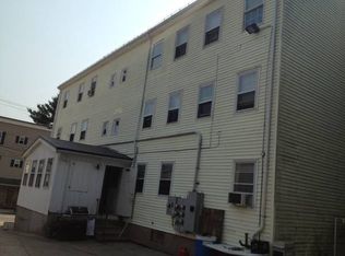 542 E School St, Woonsocket, RI 02895