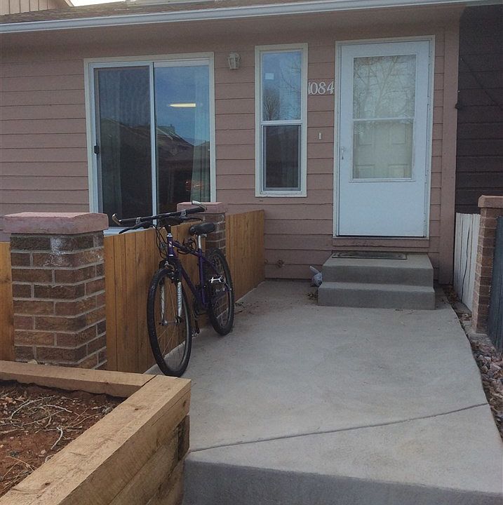 1st image of 1084 N 18th St