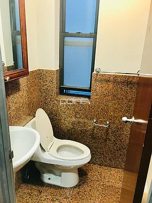 Rented by Point NYC | media 28