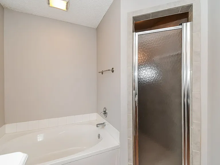 4323 Hanging Moss Dr — Photo 12