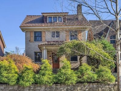 4734 Bayard St, Pittsburgh, PA, 15213