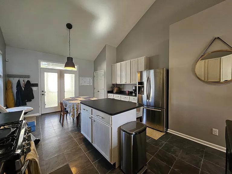 2311 N Alabama St — Photo 14