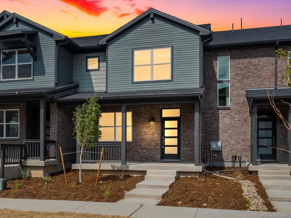 22185 E 7th Place, Aurora, CO 80019
