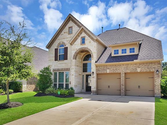 2nd image of 1842 Majestic Falls Ln