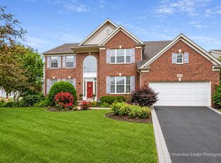 6096 Russell Dr, Hoffman Estates, IL 60192