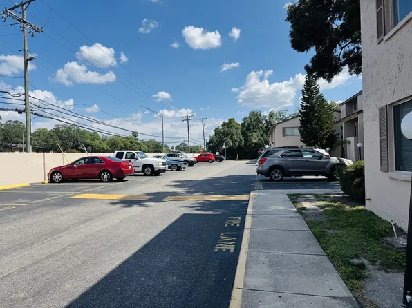 7512 Needle Leaf Pl #1, Tampa, FL 33617