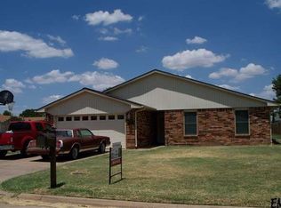 5010 Yorkshire Dr, Enid, OK 73703