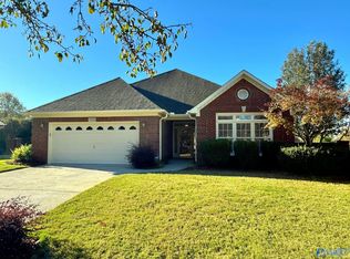 15020 Ashmont Cir, Huntsville, AL 35803