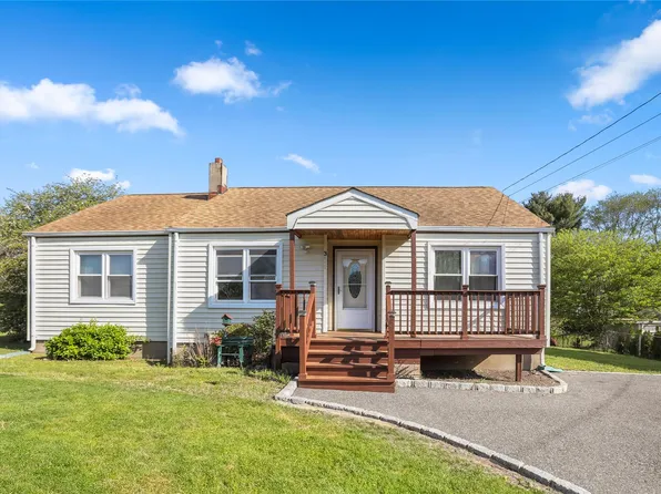 3 Artist Boulevard, Middle Island, NY 11953