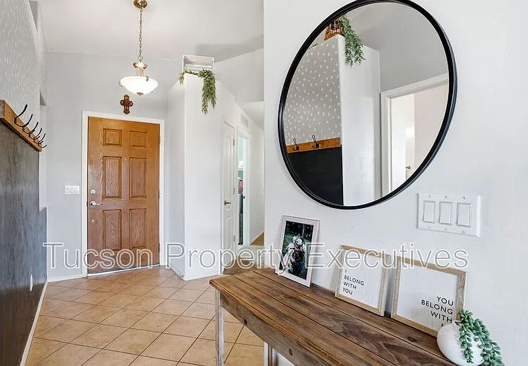11655 W Stone Hearth St — Photo 2