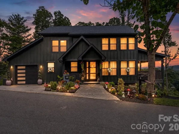 49 Timber Moss Dr, Asheville, NC 28804